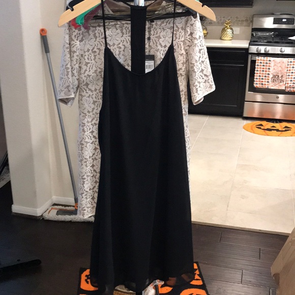 Black mini dress with embellishment in back - Picture 3 of 4